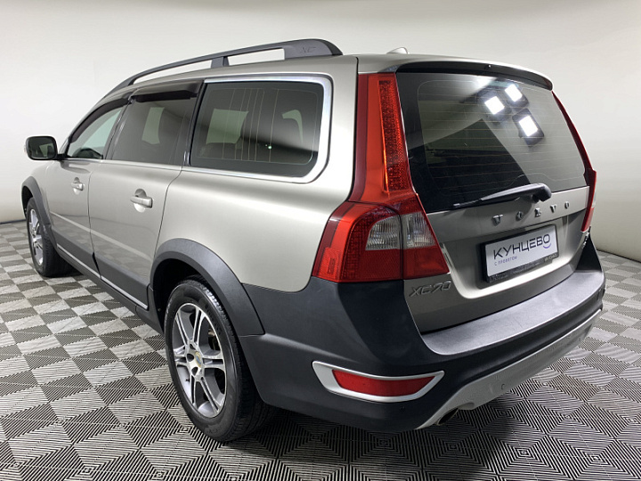 Volvo XC70 2.4, 2012 года, Автоматическая, Бежевый
