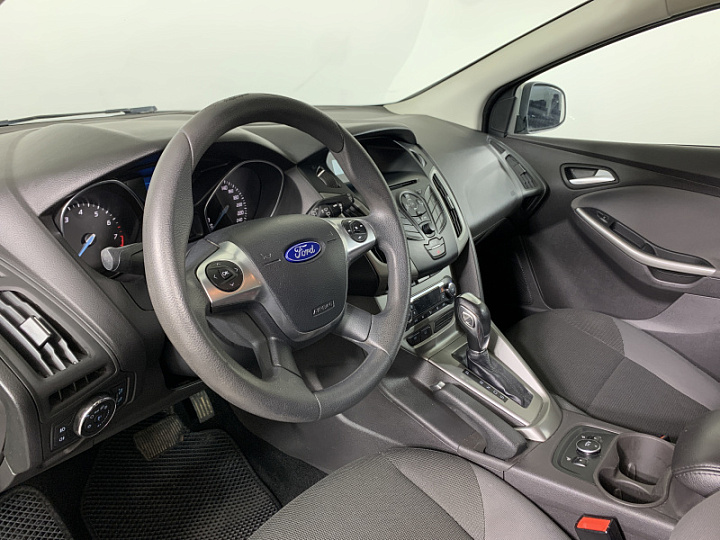 FORD Focus 1.6, 2014 года, Робот, Серебристый