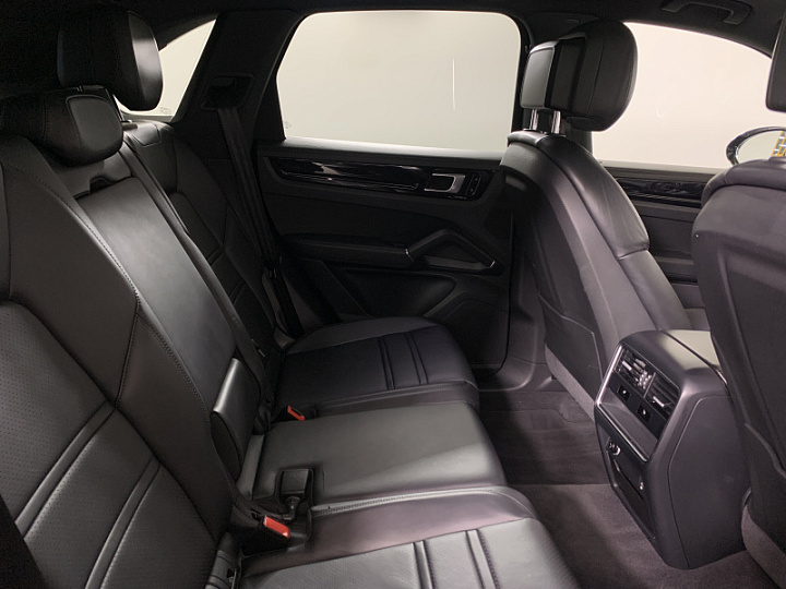 PORSCHE Cayenne 2.9, 2019 года, Автоматическая, ЧЕРНЫЙ