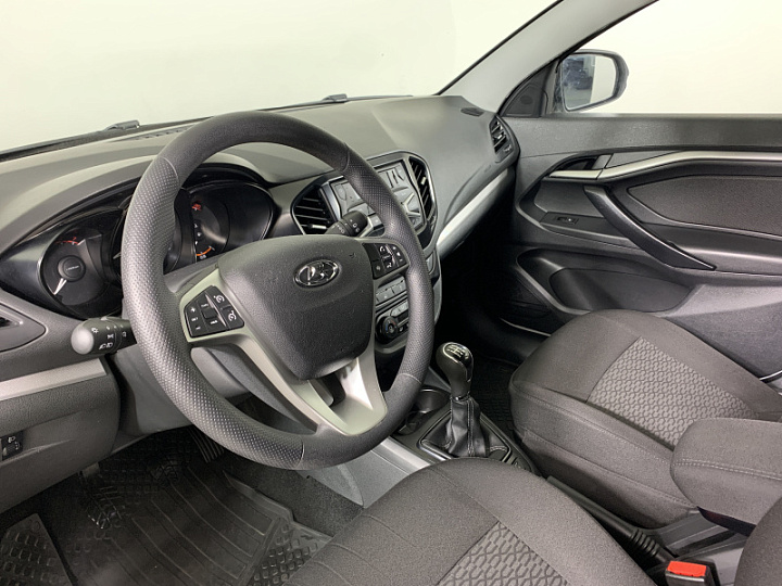 Lada Vesta 1.6, 2021 года, Механика, БЕЛЫЙ