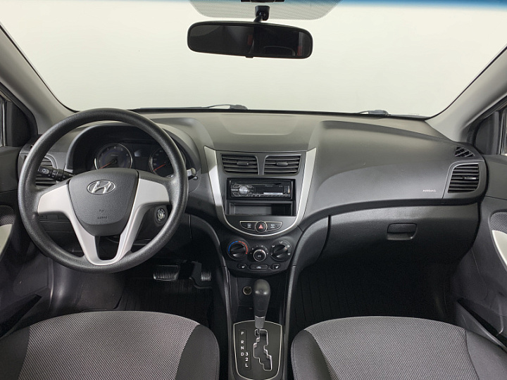 HYUNDAI Solaris 1.6, 2012 года, Автоматическая, Бежево-серый