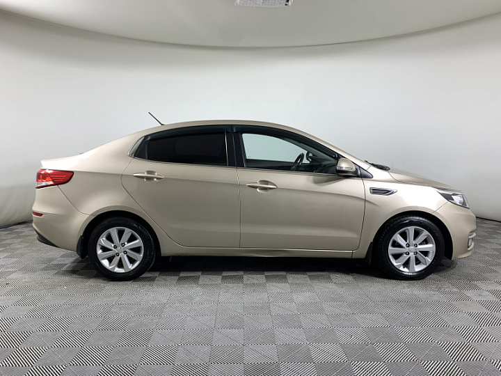 KIA Rio 1.6, 2015 года, Автоматическая, БЕЖЕВЫЙ