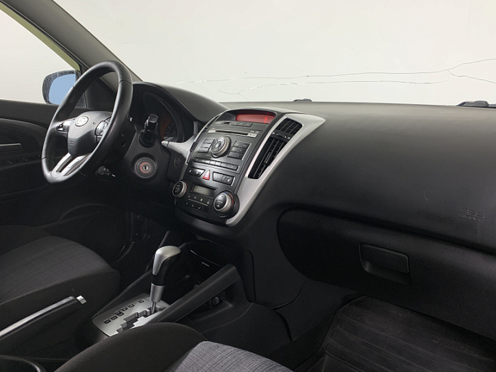KIA Ceed 1.6, 2010 года, Автоматическая, Черный перламутр