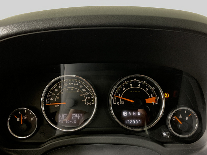JEEP Compass 2.4, 2014 года, Автоматическая, ЧЕРНЫЙ
