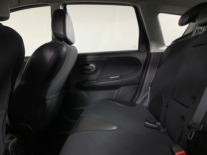 NISSAN Note 1.6, 2012 года, Автоматическая, ЧЕРНЫЙ