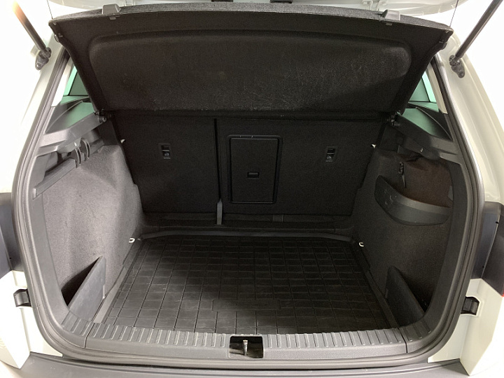 Skoda Karoq 1.4, 2020 года, Автоматическая, Белый
