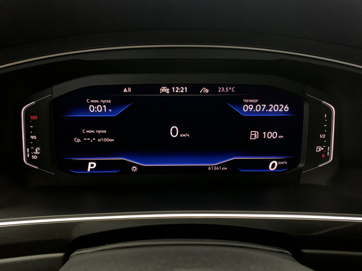 Volkswagen Tiguan 1.4, 2022 года, Робот, Серый