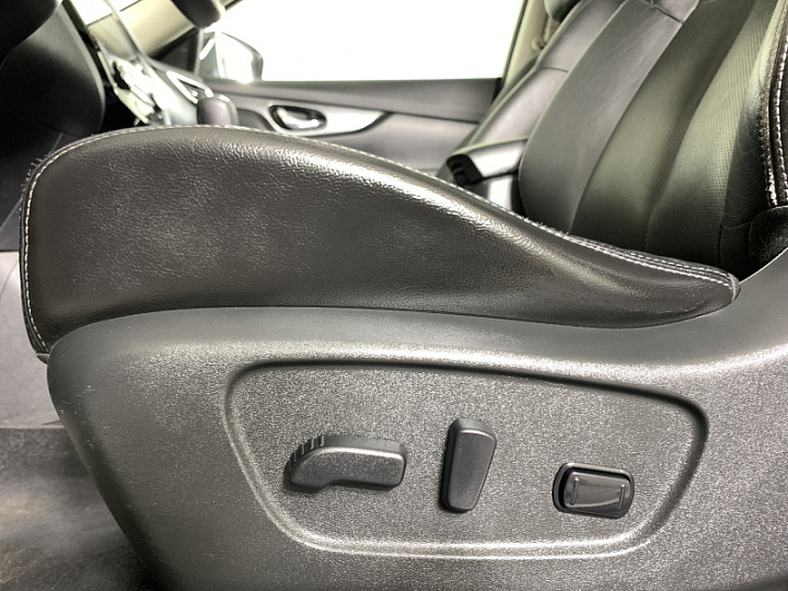 NISSAN X-Trail 2.5, 2016 года, Вариатор, БЕЛЫЙ
