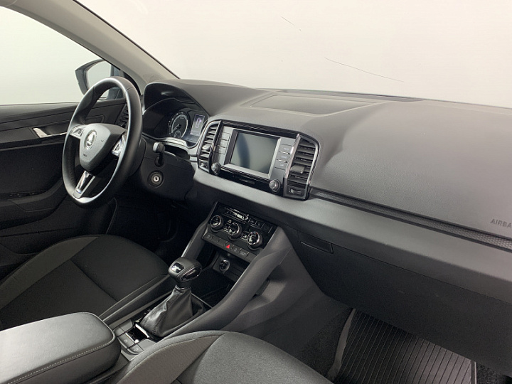 SKODA Karoq 1.4, 2020 года, Автоматическая, СЕРЫЙ