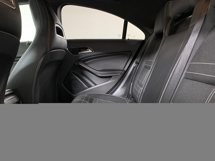 MERCEDES-BENZ CLA 1.6, 2015 года, Автоматическая, БЕЛЫЙ