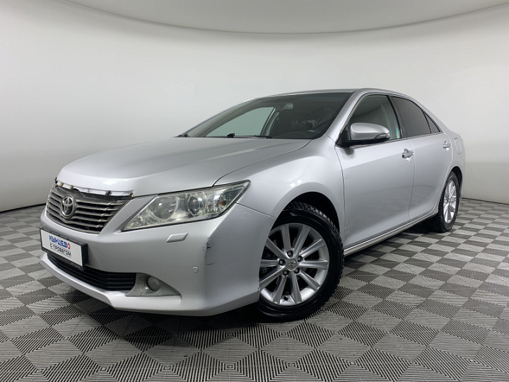 TOYOTA Camry 3.5, 2012 года, Автоматическая, Серебристый