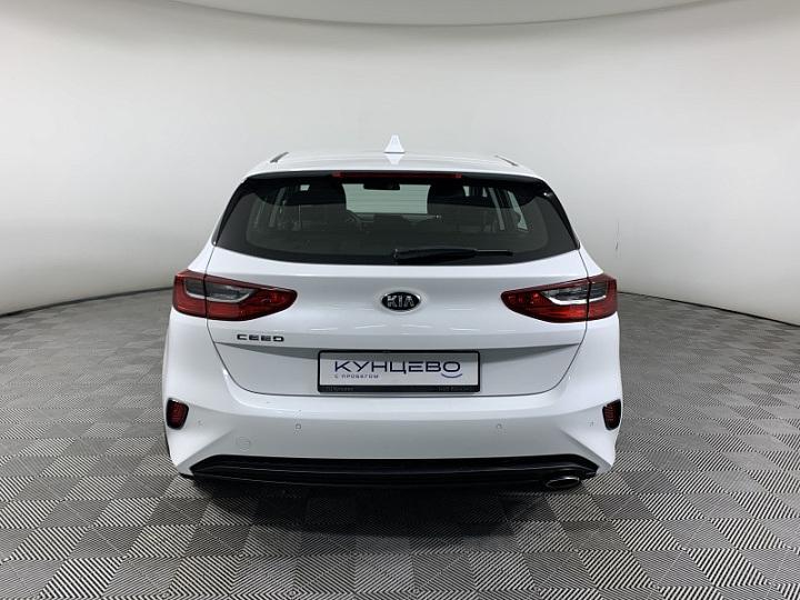 KIA Ceed 1.6, 2019 года, Автоматическая, БЕЛЫЙ