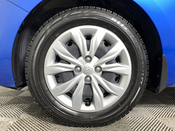 HYUNDAI Solaris 1.6, 2018 года, Механика, СИНИЙ