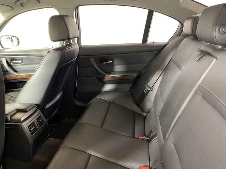 BMW 3 серии 2, 2011 года, Автоматическая, БЕЛЫЙ