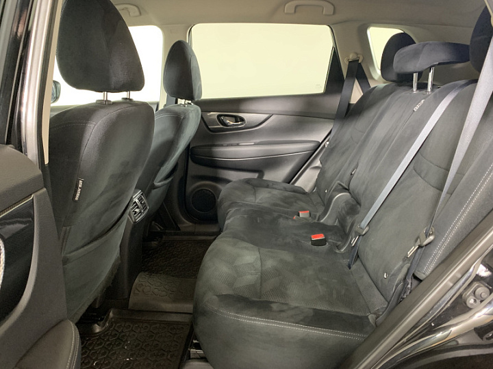 Nissan X-Trail 2.5, 2017 года, Вариатор, ЧЕРНЫЙ