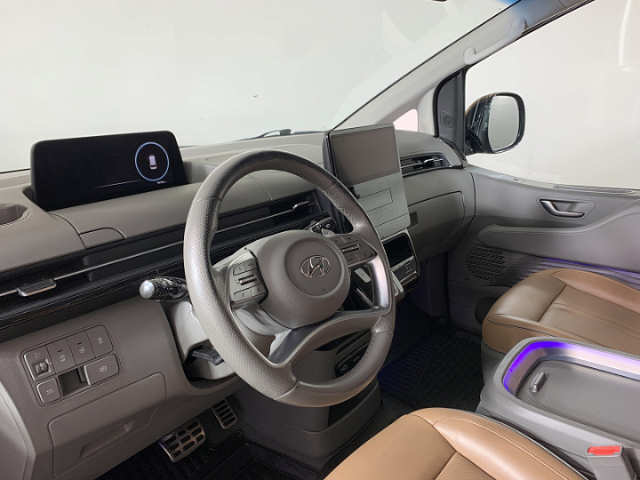 HYUNDAI STARIA 2.2, 2022 года, Автоматическая, ЧЕРНЫЙ