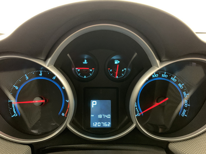 CHEVROLET Cruze 1.6, 2011 года, Автоматическая, БЕЖЕВЫЙ