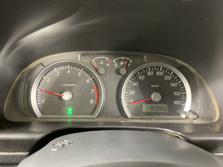 SUZUKI Jimny 1.3, 2013 года, Механика, ЧЕРНЫЙ