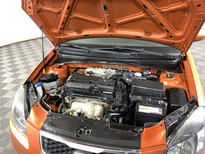 KIA Rio 1.4, 2010 года, Механика, ОРАНЖЕВЫЙ