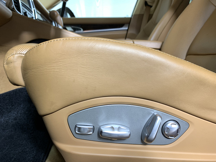 Porsche Panamera 3.6, 2015 года, Автоматическая, Коричневый