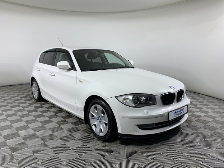 BMW 1 серии 1.6, 2010 года, Автоматическая, БЕЛЫЙ