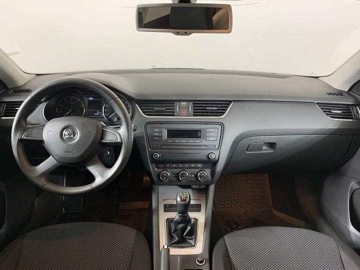 SKODA Octavia 1.4, 2014 года, Механика, КОРИЧНЕВЫЙ