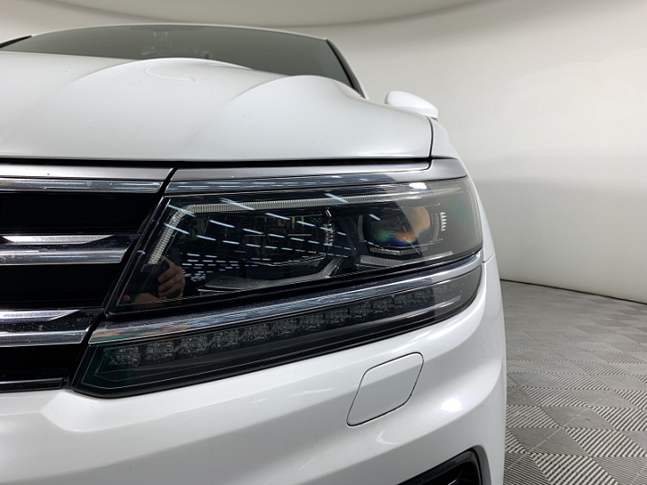 VOLKSWAGEN Tiguan 1.4, 2018 года, Робот, БЕЛЫЙ