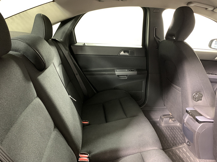 VOLVO S40 1.6, 2008 года, Механика, ЧЕРНЫЙ