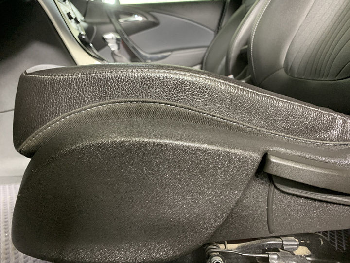 OPEL Astra 1.4, 2014 года, Автоматическая, КОРИЧНЕВЫЙ