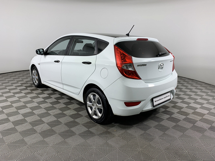 HYUNDAI Solaris 1.4, 2014 года, Автоматическая, БЕЛЫЙ