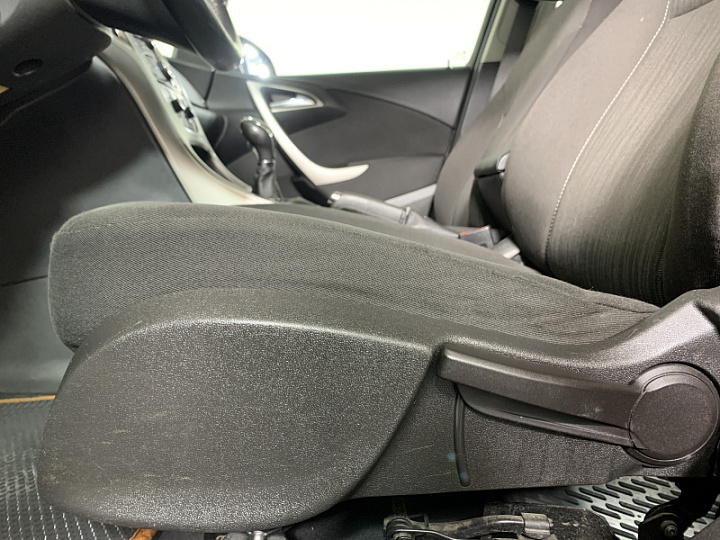 OPEL Astra 1.6, 2010 года, Механика, СИНИЙ
