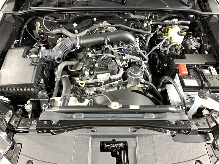 TOYOTA Hilux 2.7, 2022 года, Автоматическая, ЧЕРНЫЙ