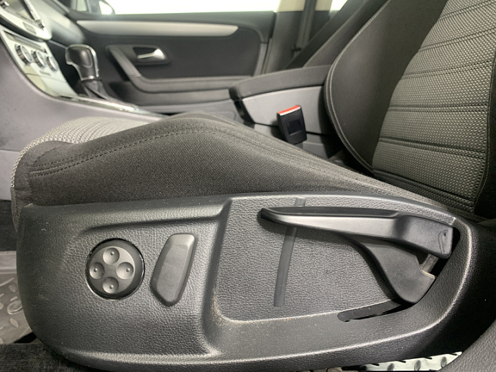VOLKSWAGEN Passat CC 1.8, 2012 года, Робот, БЕЛЫЙ