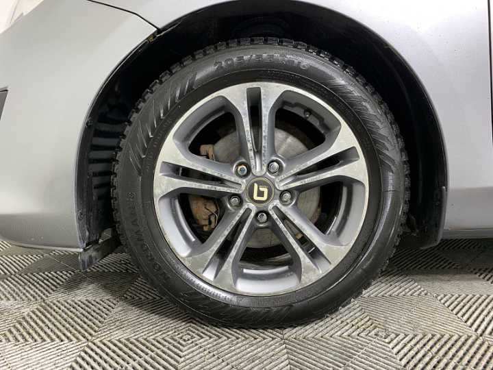 MAZDA 3 1.6, 2011 года, Автоматическая, Серебристый