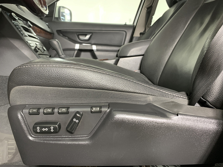VOLVO XC90 2.5, 2013 года, Автоматическая, БЕЛЫЙ