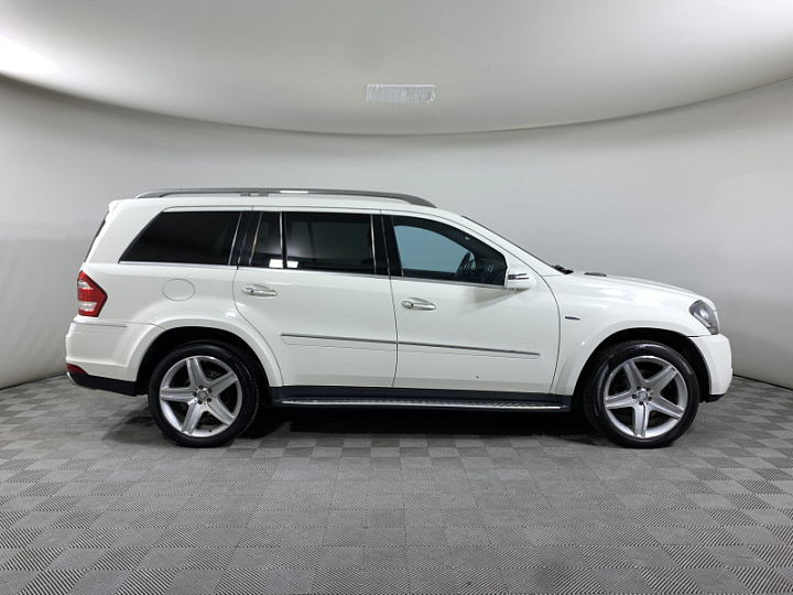 MERCEDES-BENZ GL-Класс 3, 2011 года, Автоматическая, БЕЛЫЙ