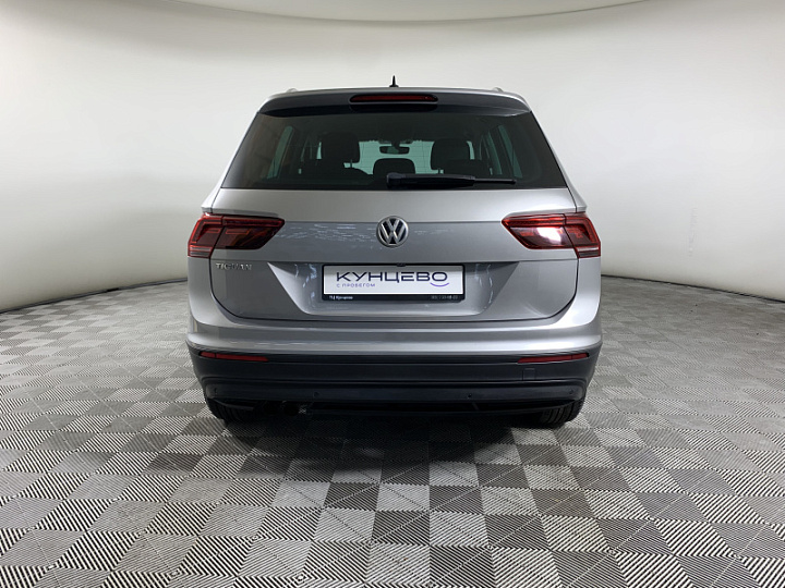 VOLKSWAGEN Tiguan 1.4, 2018 года, Робот, Серебристый