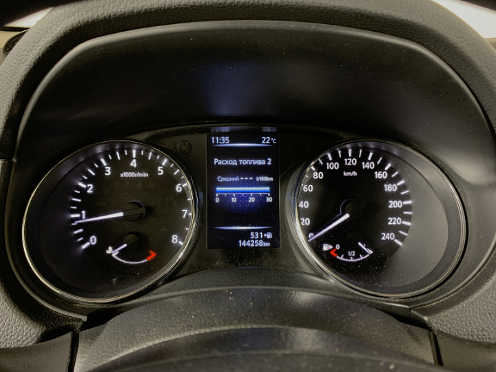 NISSAN Qashqai 1.2, 2016 года, Механика, СЕРЫЙ