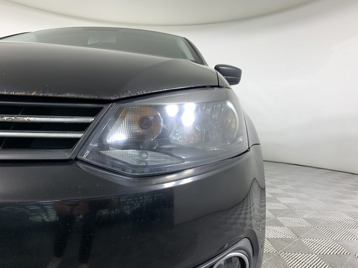 VOLKSWAGEN Polo 1.6, 2013 года, Автоматическая, ЧЕРНЫЙ