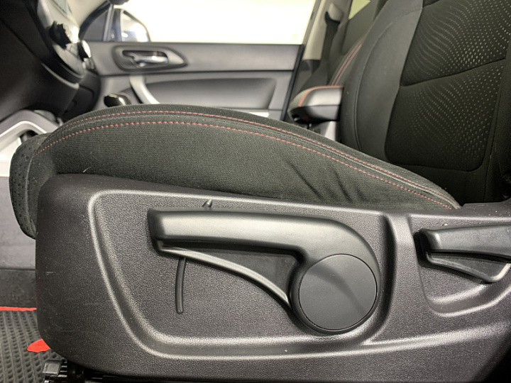 CHANGAN CS35 1.6, 2018 года, Робот, ЧЕРНЫЙ