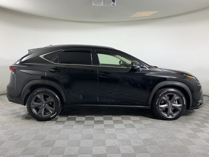 Lexus NX 200t 2, 2017 года, Автоматическая, Черный