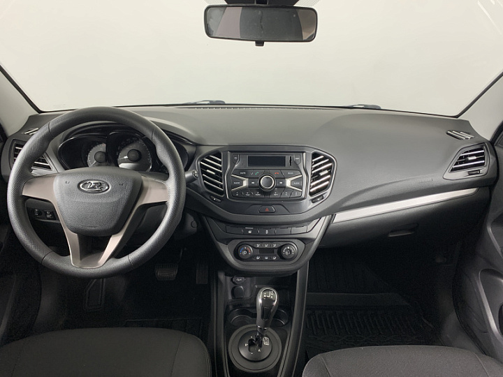Lada Vesta 1.6, 2015 года, Робот, ЧЕРНЫЙ