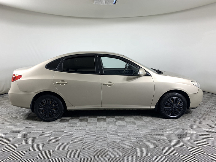 Hyundai Elantra 1.6, 2010 года, Автоматическая, Желтый