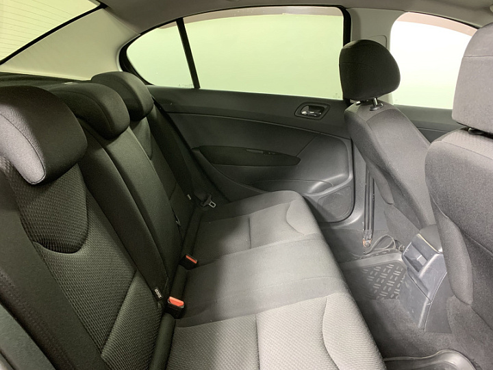 Peugeot 408 1.6, 2013 года, Механика, ТЕМНО-СИНИЙ