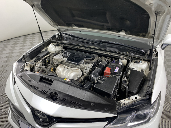 TOYOTA Camry 2.5, 2018 года, Автоматическая, БЕЛЫЙ