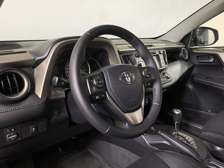 Toyota RAV4 2, 2013 года, Автоматическая, Бронзовый