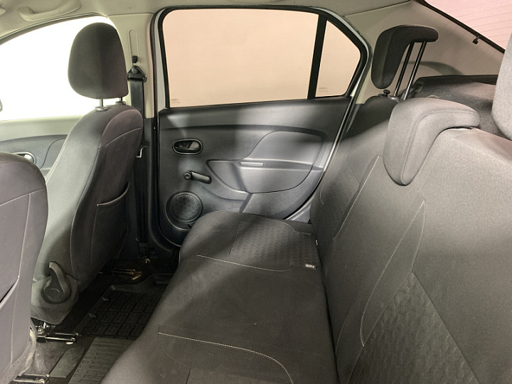 RENAULT Logan 1.6, 2017 года, Автоматическая, БЕЛЫЙ