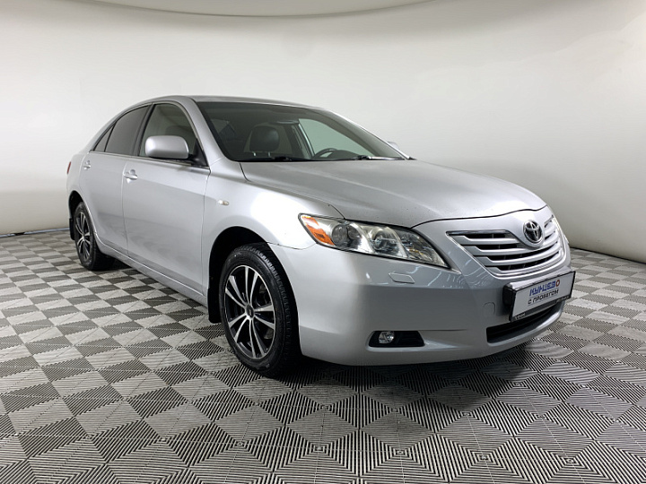 TOYOTA Camry 2.4, 2008 года, Автоматическая, Серебристый