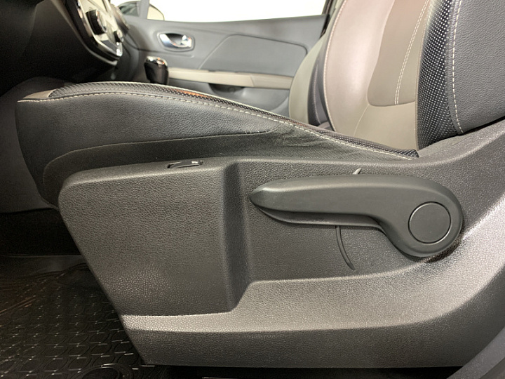 RENAULT Kaptur 2, 2018 года, Механика, КОРИЧНЕВЫЙ