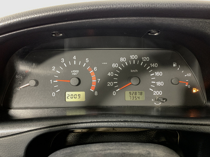 CHEVROLET Niva 1.7, 2013 года, Механика, ТЕМНО-СЕРЫЙ
